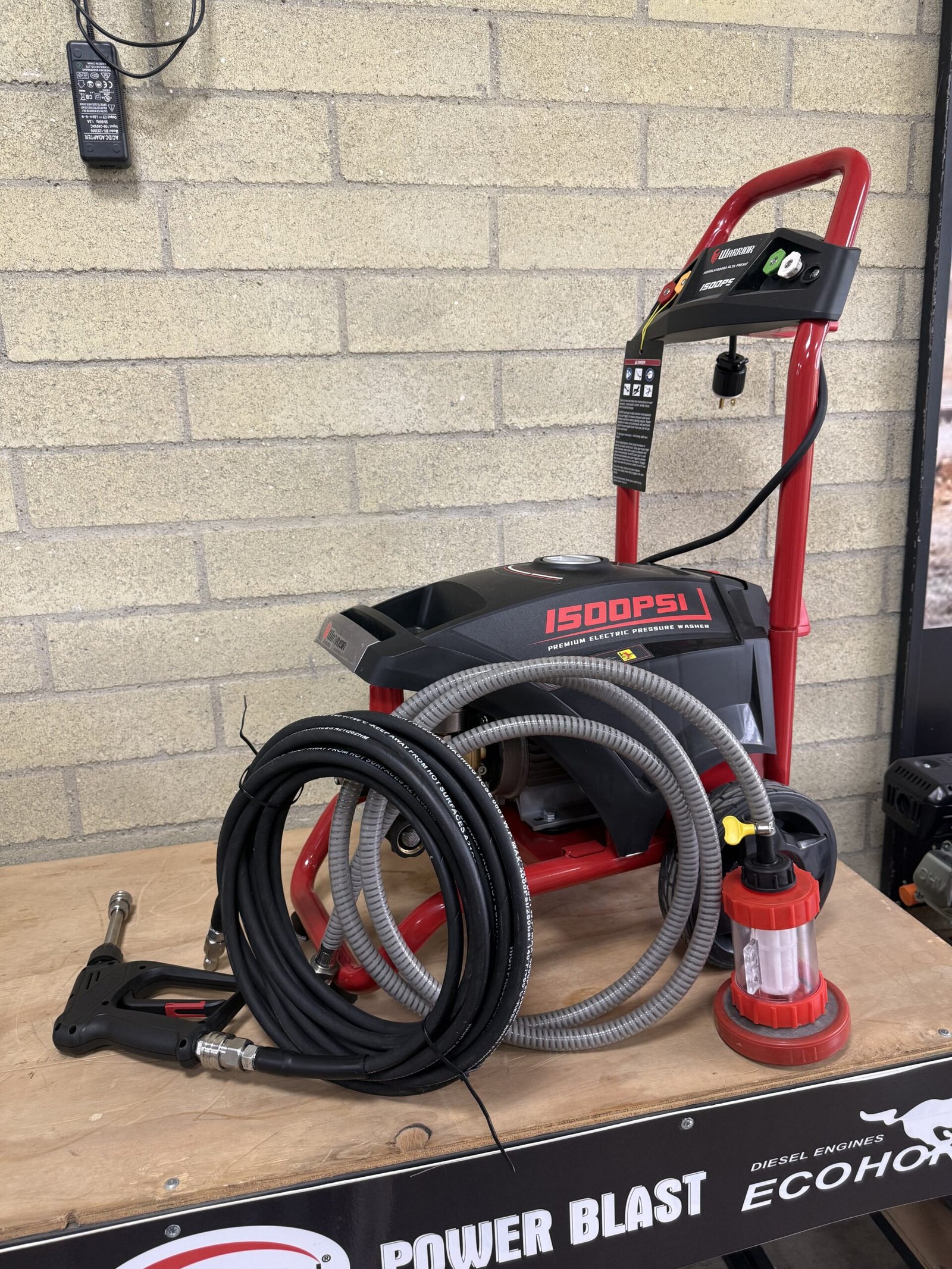 Hidrolavadora Eléctrica Warrior WH1500M 1500 PSI – Bomba Triplex Pistones Cerámicos 5 Boquillas 220V - Imagen 6